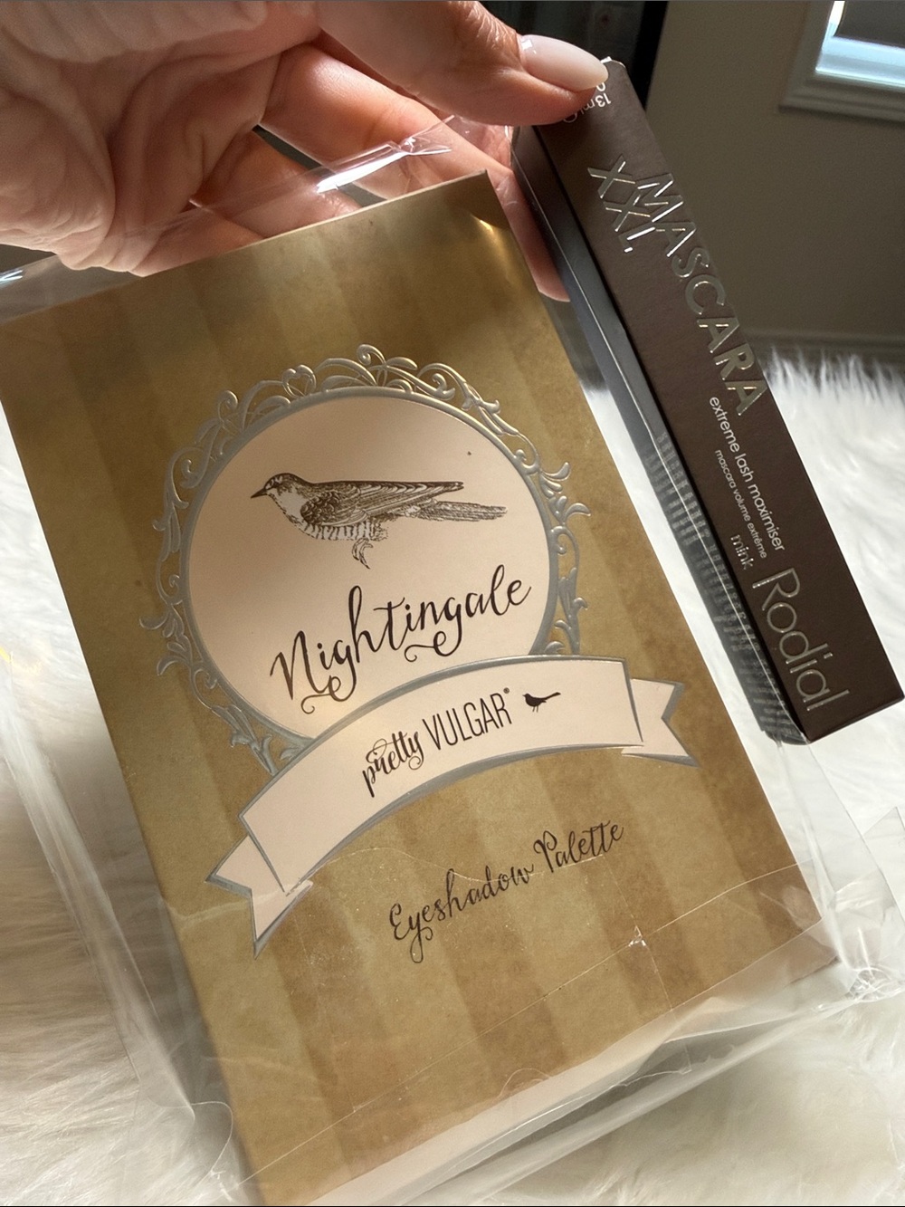 Pretty Vulgar Nightingale Eyeshadow Palette in Gold & Cream